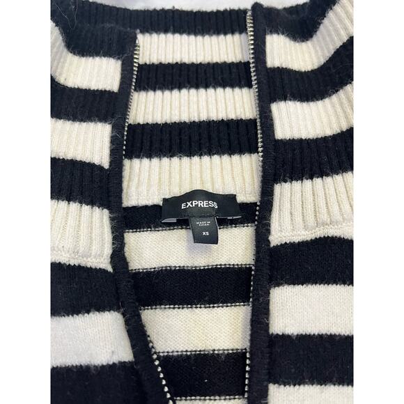 Express Women’s Quarter Zip, XS Black/White Striped Viscose Blend Cozy Soft‎ - Picture 9 of 11